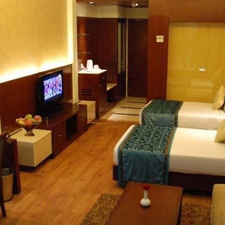 The Victoria Grand Hotel & Spa Kasauli Exterior foto