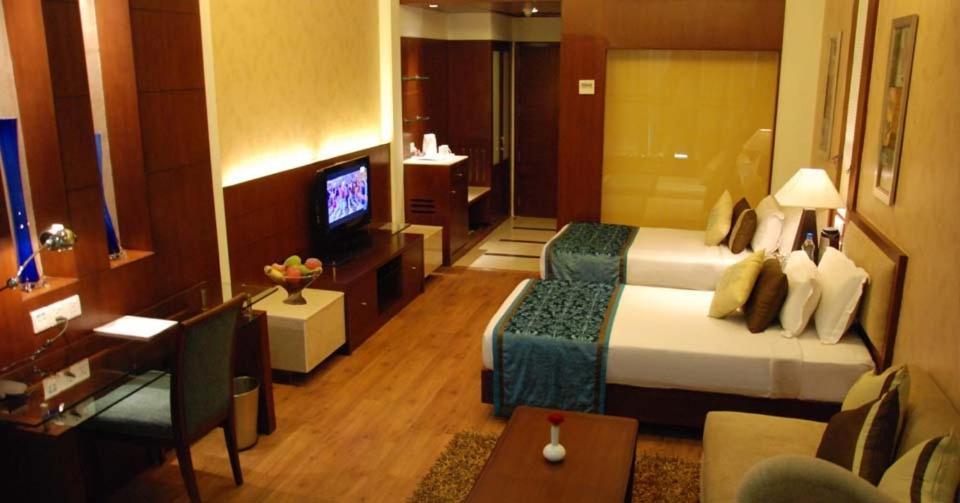 The Victoria Grand Hotel & Spa Kasauli Exterior foto