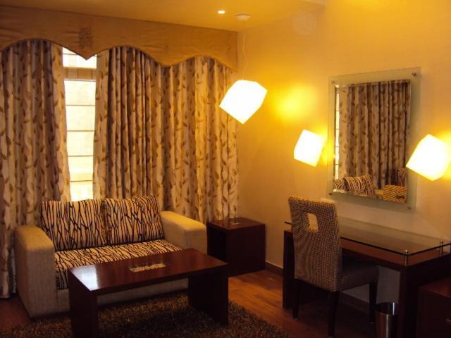 The Victoria Grand Hotel & Spa Kasauli Exterior foto