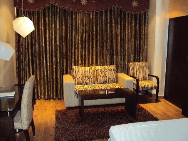 The Victoria Grand Hotel & Spa Kasauli Exterior foto